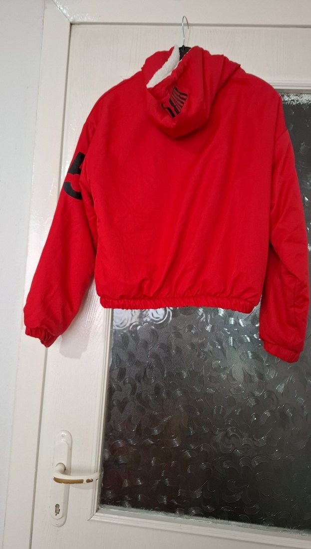 Kadın Kırmızı Kapüşonlu Mini Fermuarlı Ceket - Görsel 3