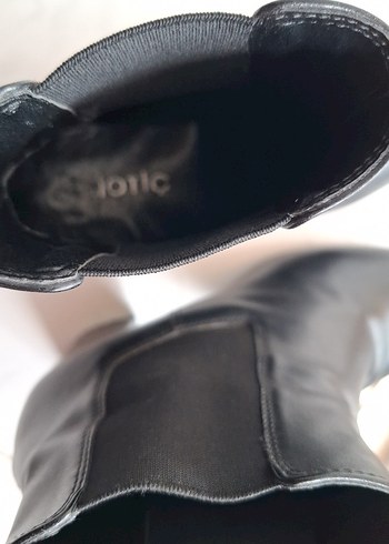 Siyah Deri Tokalı Kadın Bot - Görsel 6