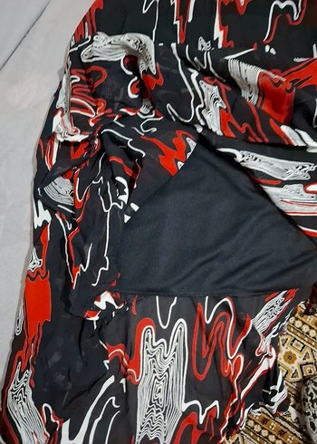 Kolsuz, Asimetrik Kesim Çok Renkli Uzun Elbise - Görsel 5