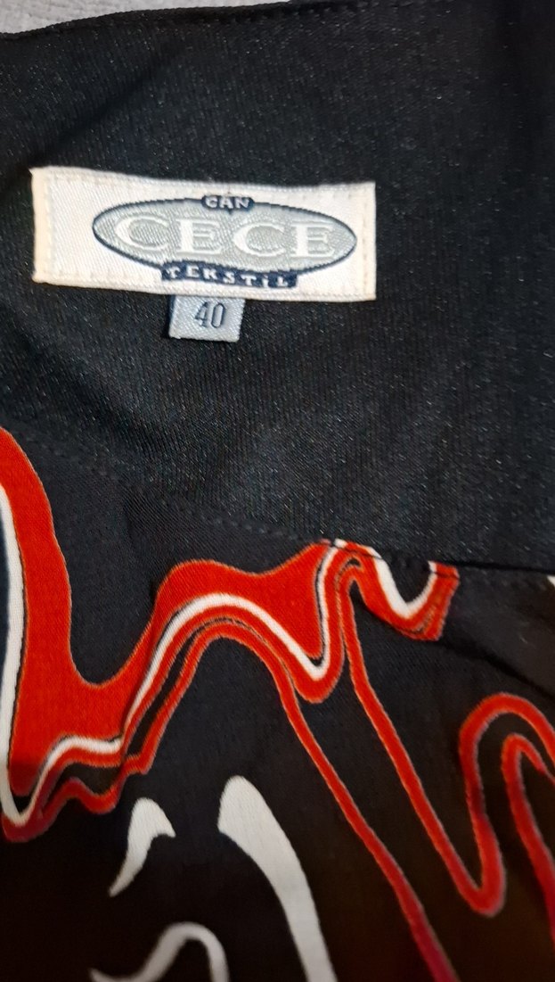 Kolsuz, Asimetrik Kesim Çok Renkli Uzun Elbise - Görsel 4