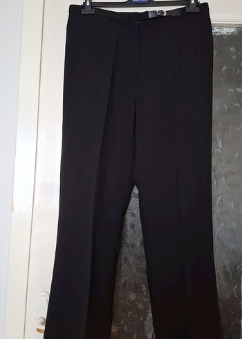 Kadın Siyah Midi Kumaş Pantolon - Görsel 2