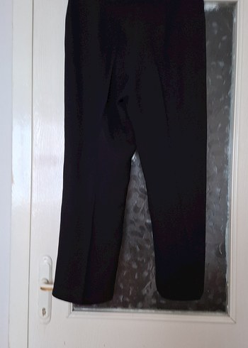 Kadın Siyah Midi Kumaş Pantolon - Görsel 3