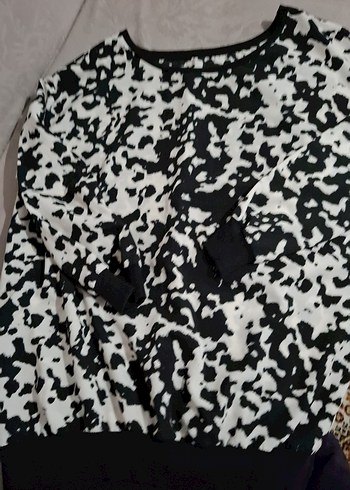 Gri Batik Desenli Kadın bluz - Görsel 4