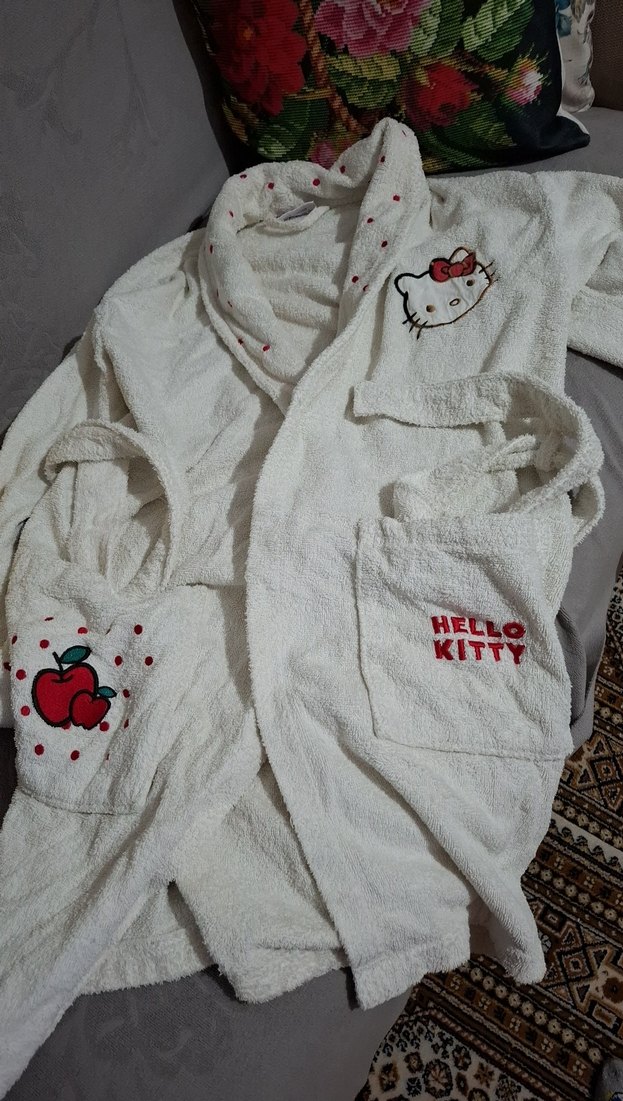 Kadın Beyaz Nakışlı Pamuk Bornoz - Görsel 4