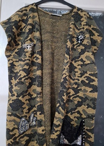 Kolsuz Kamuflaj Desenli Uzun yelek - Görsel 3