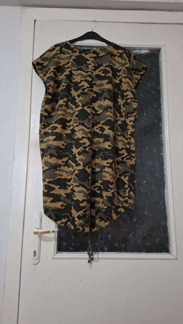 Kolsuz Kamuflaj Desenli Uzun yelek - Görsel 4