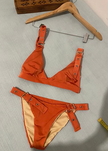 Parlak Turuncu Tokalı Mini Bikini