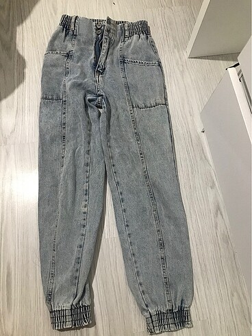Kot pantalon