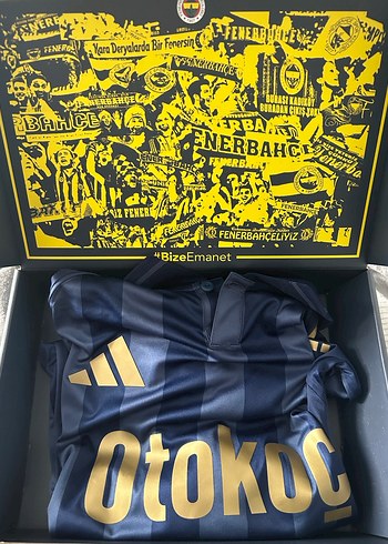 Lacivert Altın Renkli Kısa Kollu Forma - Görsel 3