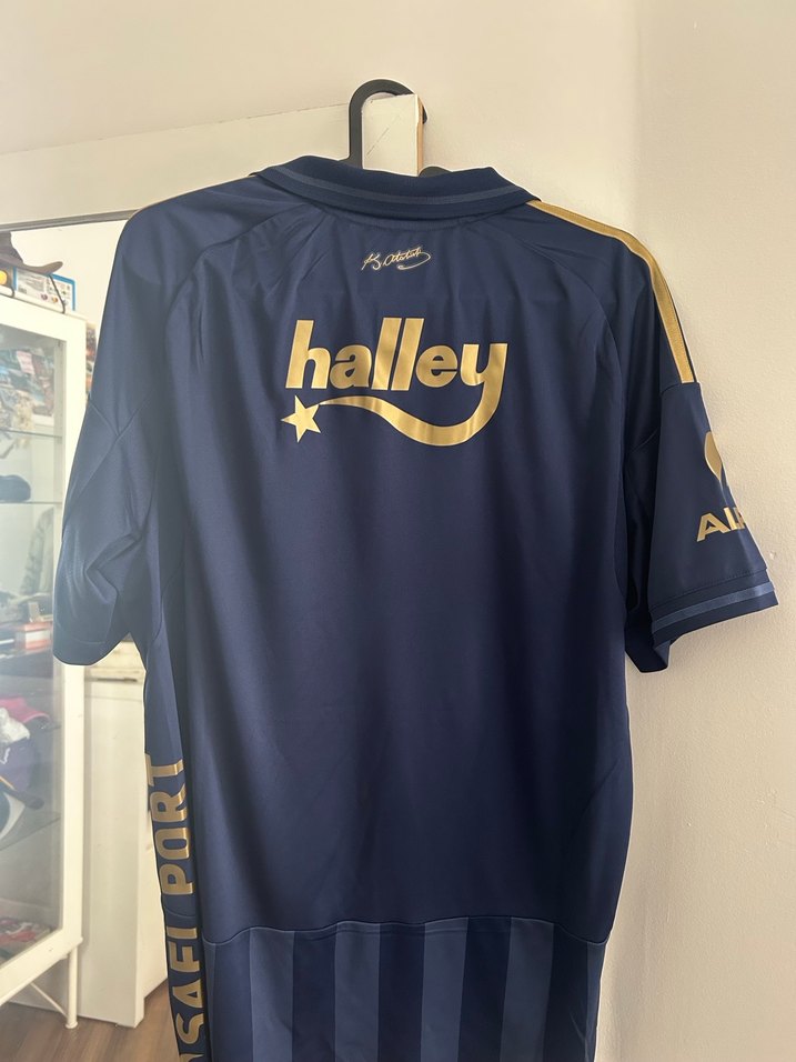 Lacivert Altın Renkli Kısa Kollu Forma - Görsel 2