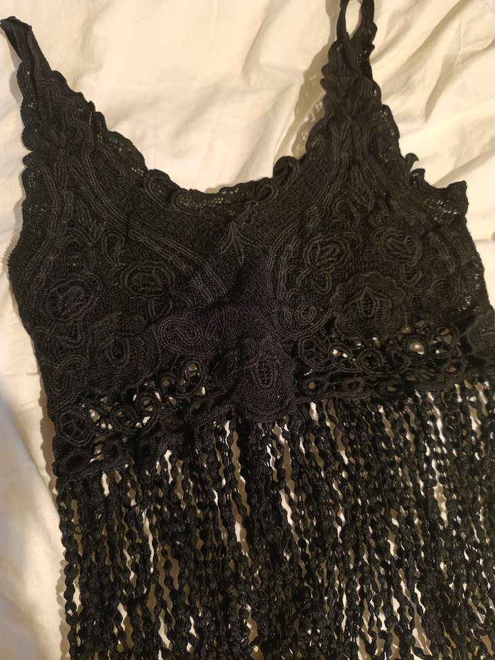 Siyah Dantel İşlemeli Gotik Strappy Büstiyer - Görsel 3