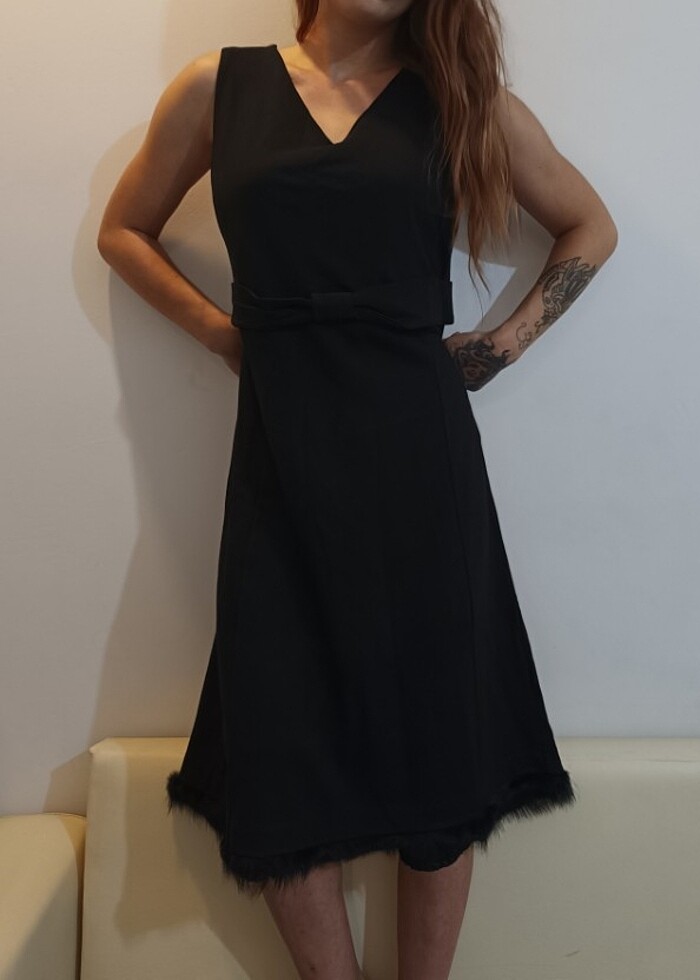 Tüylü Siyah Penye Elbise - Görsel 3