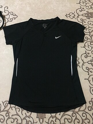 nike dri-fit tisort