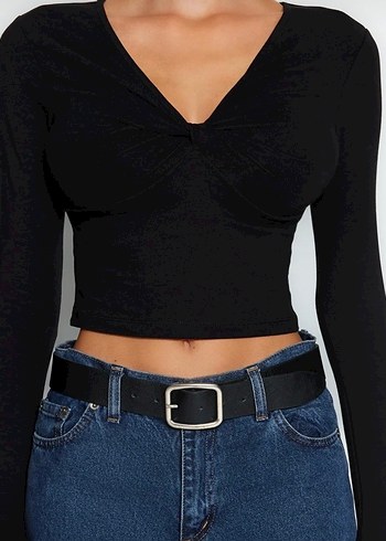 Siyah V Yaka Kemerli Kadın Bluz - Görsel 2