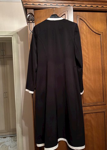 Düğmeli Siyah Uzun Klasik Kaban - Görsel 5