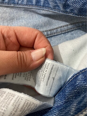 Calvin Klein Kadın şort.