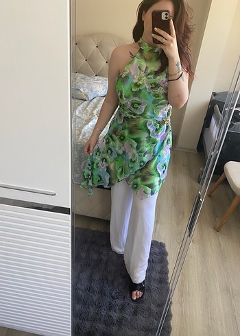 Yeşil Bağlamalı Midi Tunik