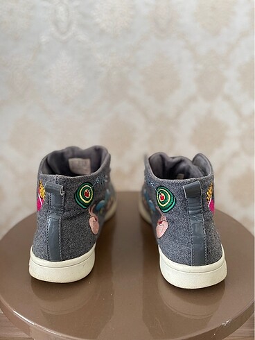 40 Beden gri Renk Skechers