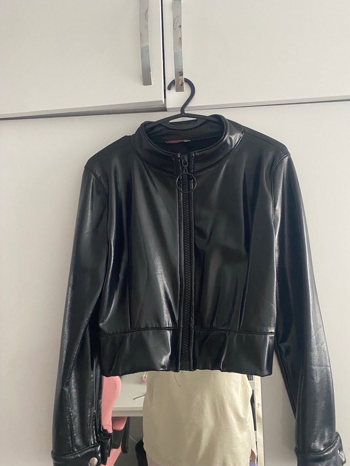 Kemerli Siyah Deri Ceket - Görsel 3