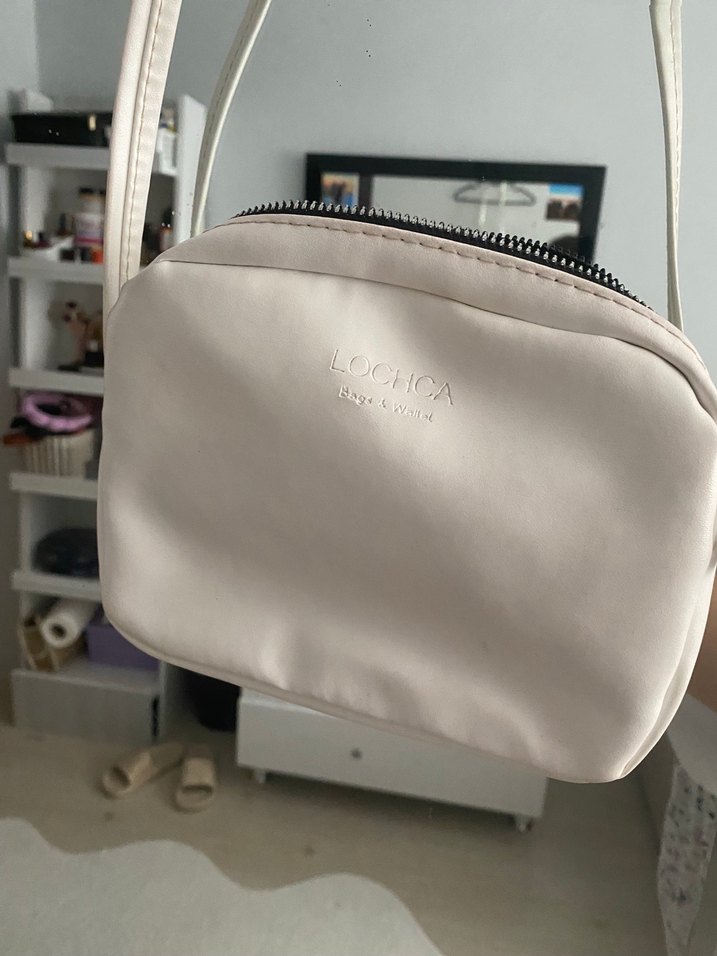 Beyaz Deri Kadın Çapraz Çanta - Görsel 2