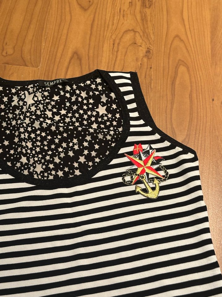 Siyah Beyaz Çizgili Kadın Atlet - Görsel 4