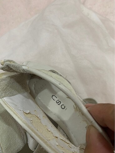 39 Beden beyaz Renk Nursace sandalet