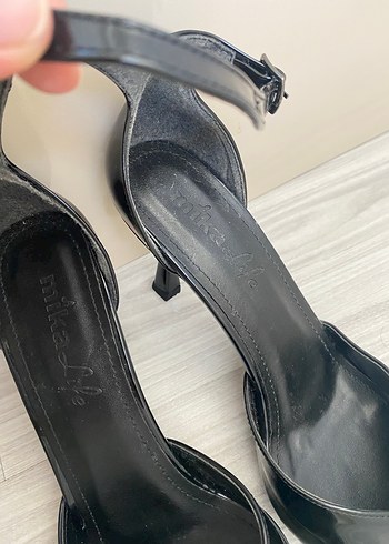 39 Beden Klasik Siyah Topuklu Kadın Ayakkabı