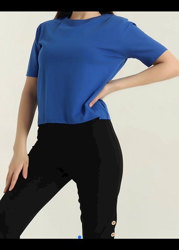 Kadın Koyu Mavi Kısa Kollu Crop Tişört