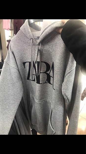 sıfır etiketli zara gri kapüsonlu sweatshirt