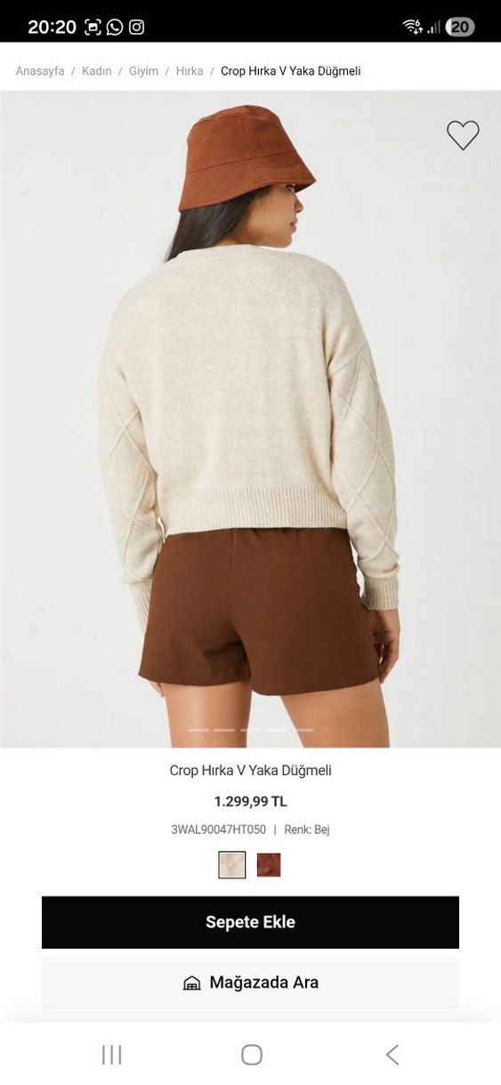 Düğmeli Crop Hırka V Yaka Düğmeli - Görsel 2