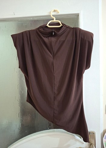 Kahverengi Vatkalı Bluz - Görsel 4