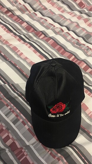 siyah cap