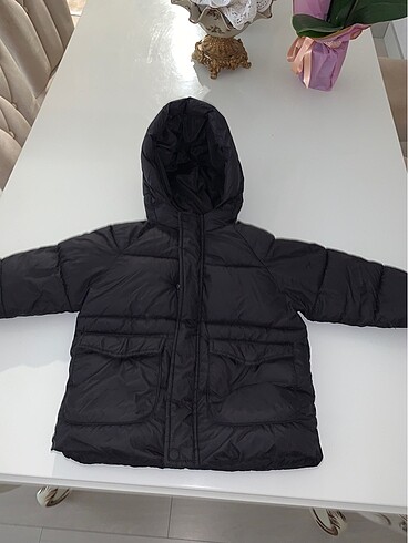 Zara mont