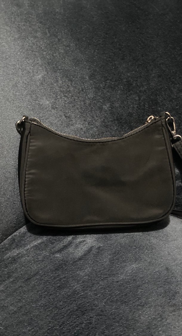 Bershka siyah çanta - Görsel 3