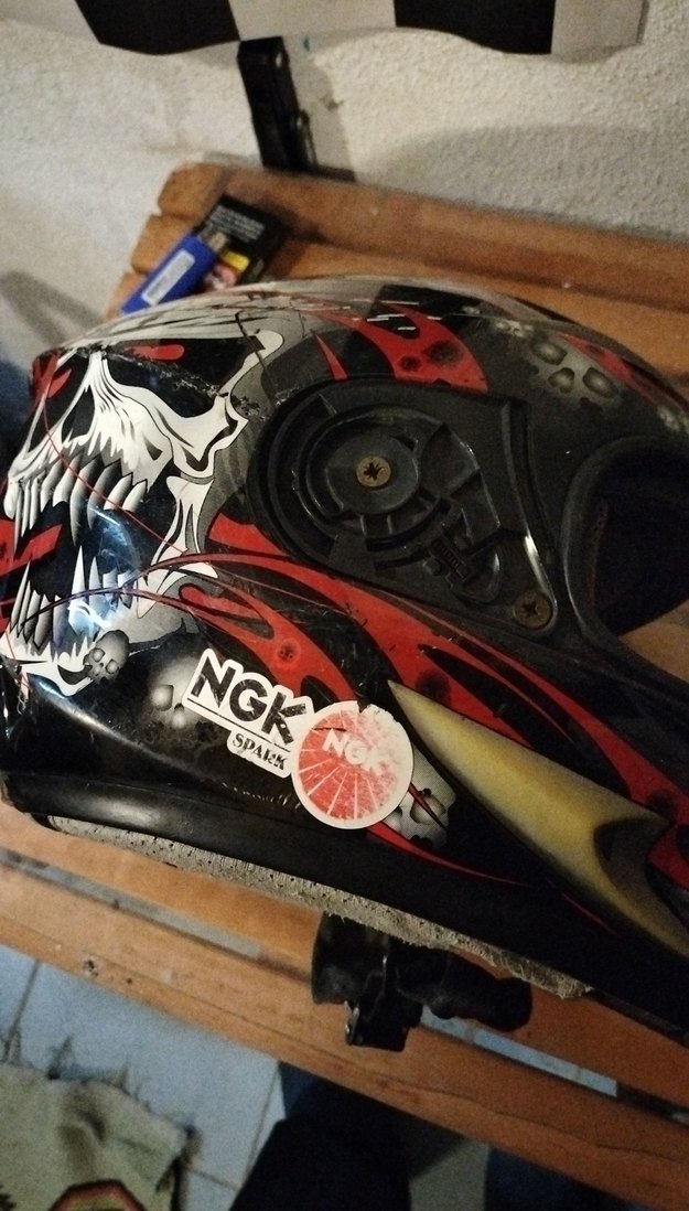 Desenli Siyah Seramik Motosiklet Kaskı - Görsel 2