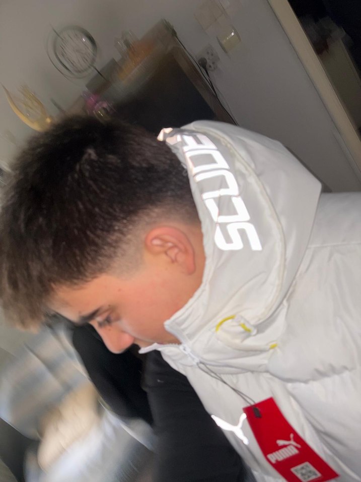 Beyaz Puma Ferrari Kapüşonlu Yelek - Görsel 4