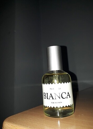farmasi bianca parfum