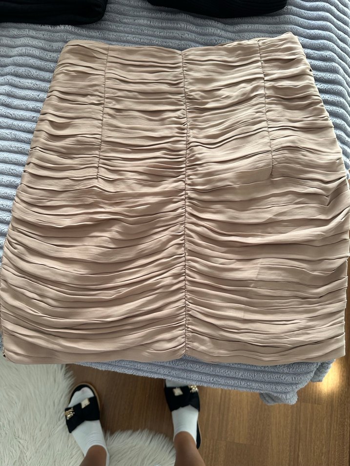 Bej Pilili Mini İpekyol marka etek - Görsel 3