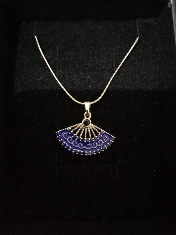 Boncuk İşlemeli Mavi Yelpaze Kolye - Görsel 3
