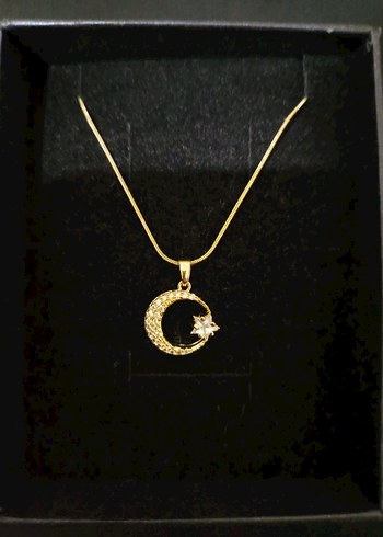 Altın Renkli Ay ve Yıldız Kolye - Görsel 4