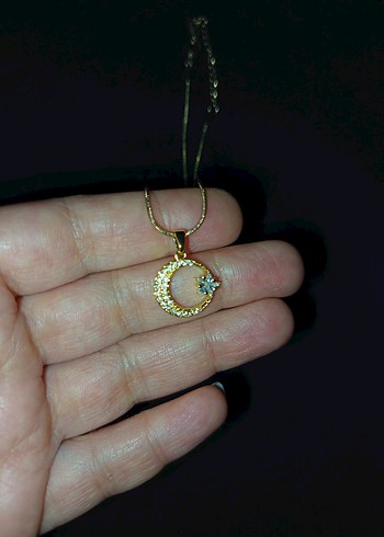 Altın Renkli Ay ve Yıldız Kolye - Görsel 13