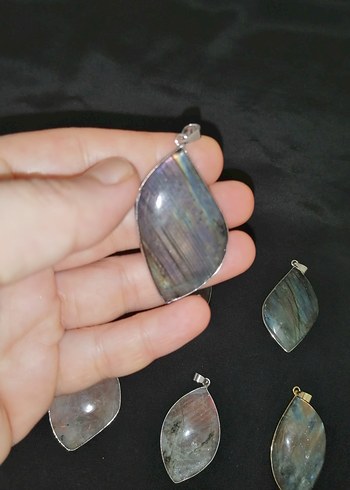 Beden çeşitli Renk Labradorit doğal taş kolye ucu