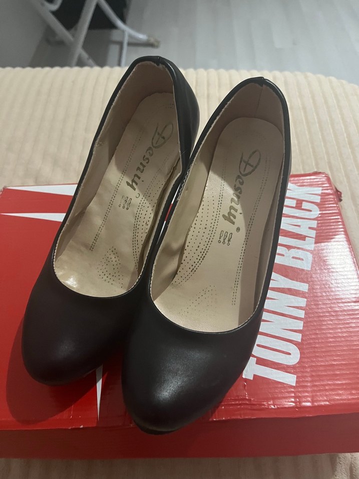 Siyah Tokalı Yüksek Topuklu Kadın Stiletto - Görsel 2