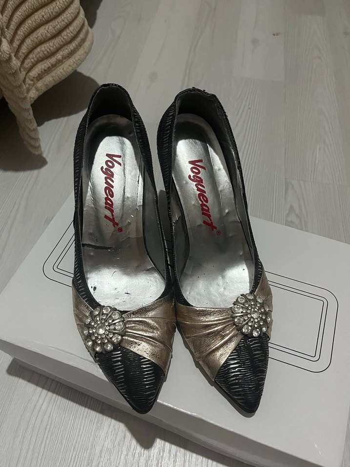 Vintage Yılan Desenli Siyah Stiletto Kadın Ayakkabı - Görsel 2