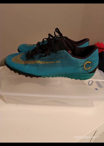 Nike Turkuaz Erkek Futbol Ayakkabısı Velcro Bağcıklı
