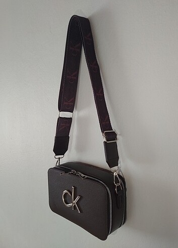Calvin Klein çanta