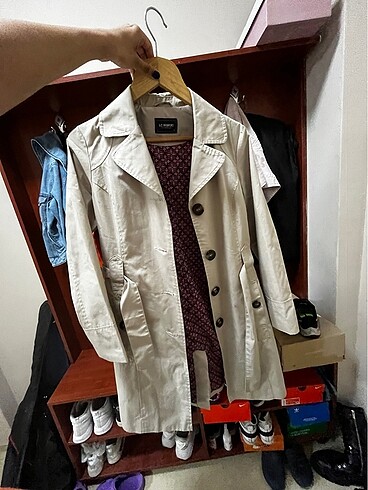 LC Waikiki kadın trençkot