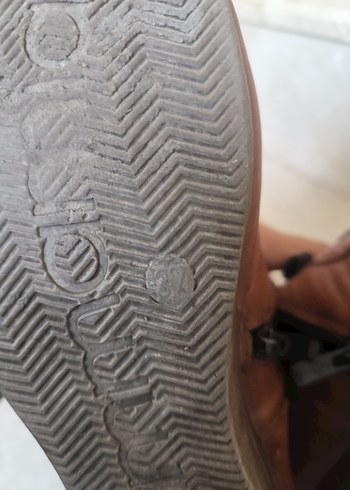 Kahverengi Bot, Tokalı, Minimalist - Görsel 7