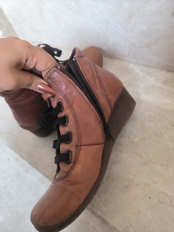 Kahverengi Bot, Tokalı, Minimalist - Görsel 5