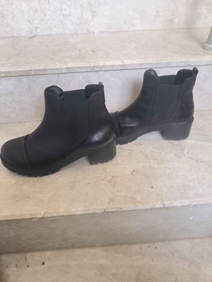 Siyah Gotik Kadın Botları, Tokalı, Kalın Topuklu - Görsel 5